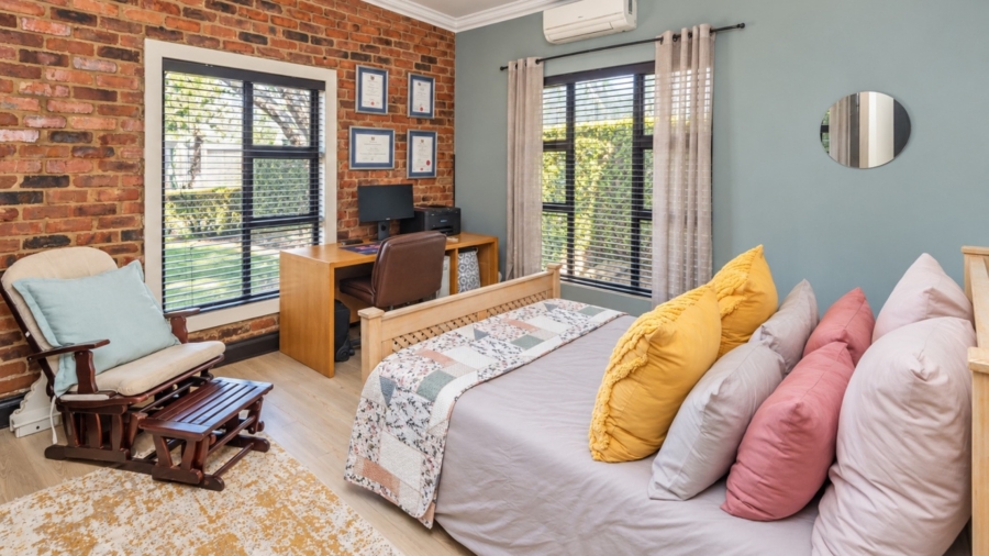 5 Bedroom Property for Sale in Xanadu Nature Estate North West